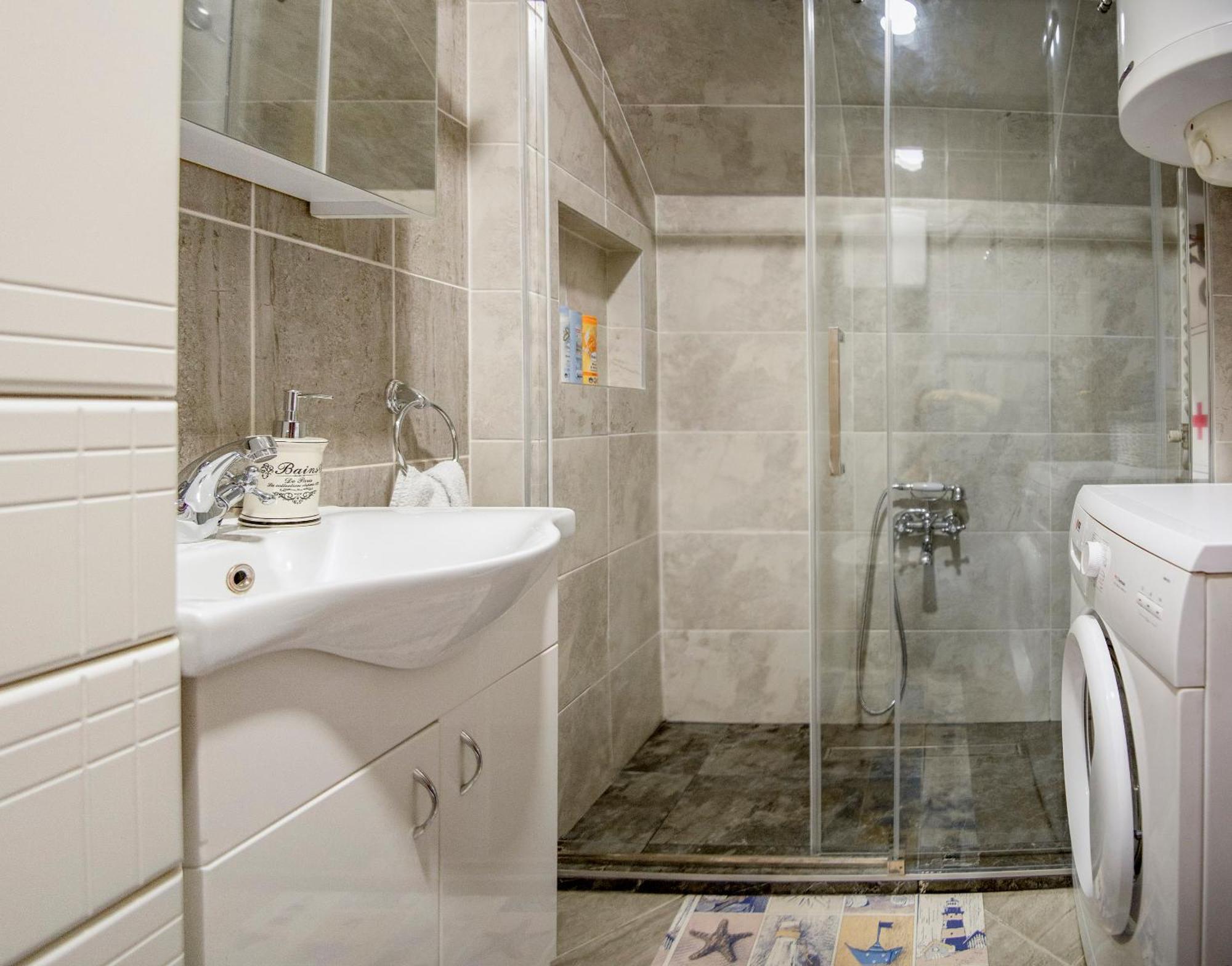 Apartman Gaga Apartamento Novi Sad Exterior foto